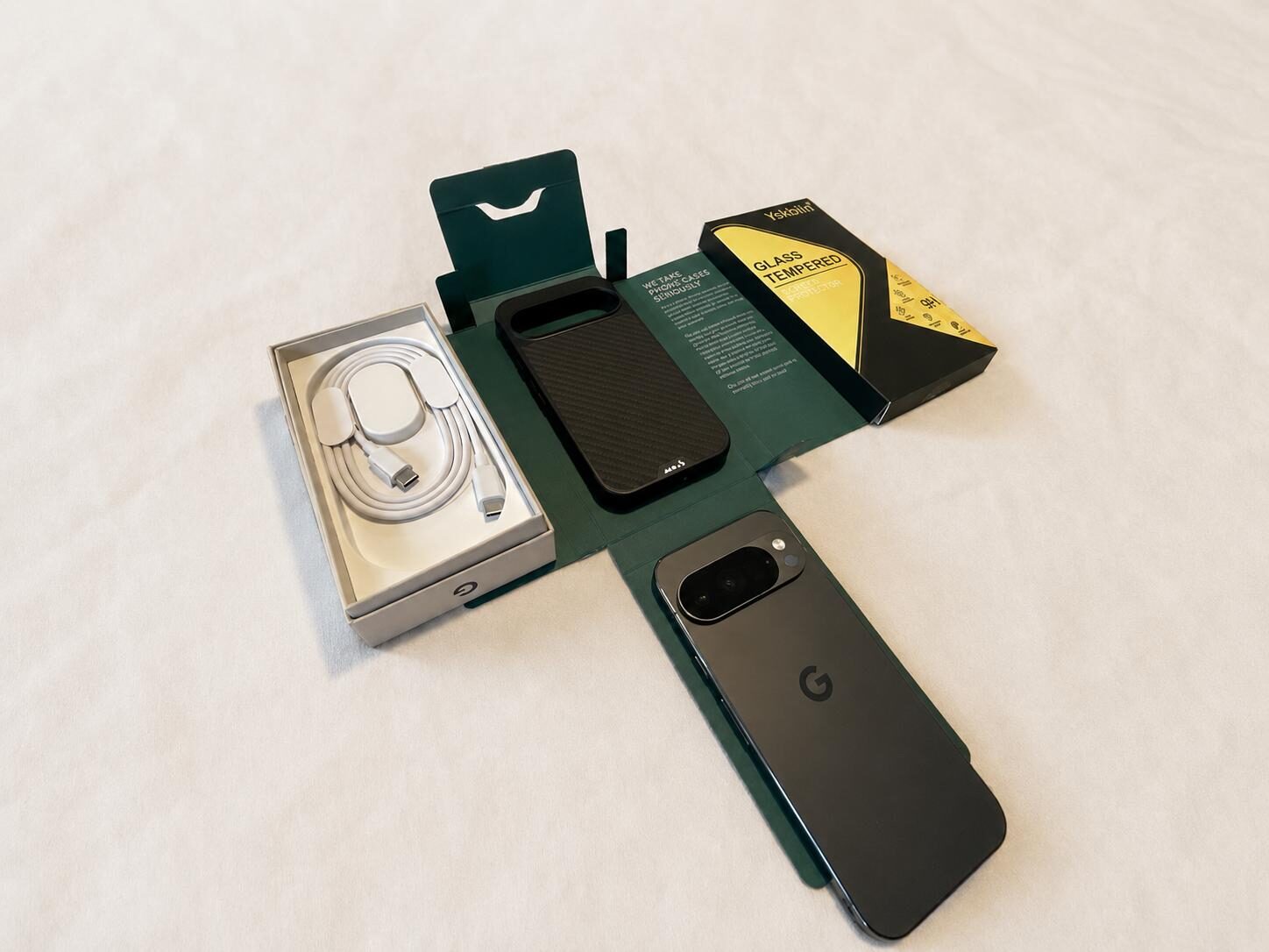 Pixel kit tray with charger and case
